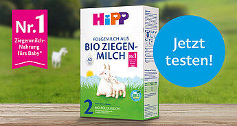 Eine Packung "Hipp's Bio Ziegelmilch" für Säuglinge mit der Aufschrift "Nr. 1 Ziegelmilch-Nahrung für Baby", in der die Herkunft aus biologischem Anbau und Bio-Milch betont wird.